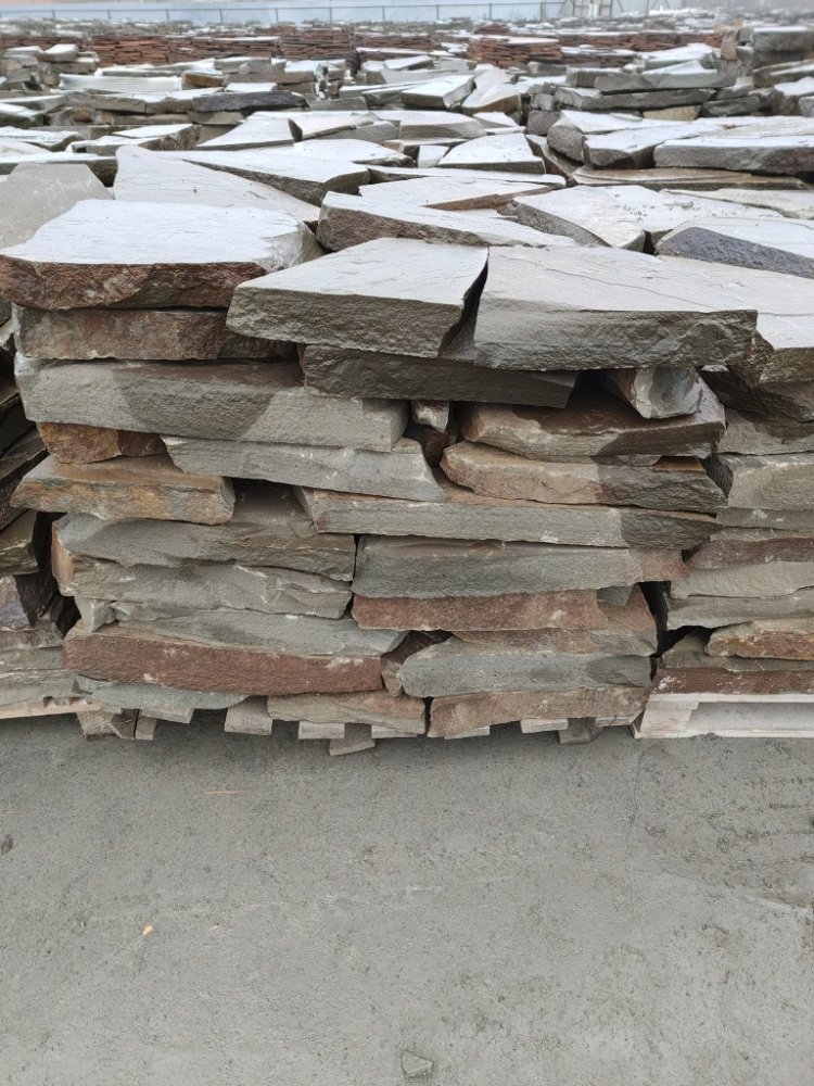 Плитняк песчаник серо-зелёный для мощения 60-65 мм купить в Амурской области