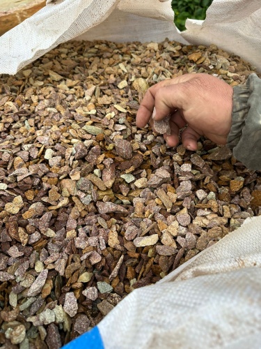 Златолит персиковый декоративная каменная крошка купить в Амурской области