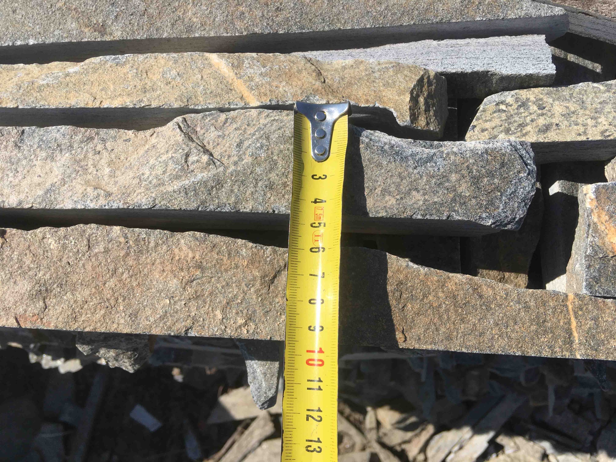 Горбушка златолит мультиколор для облицовки купить в Амурской области