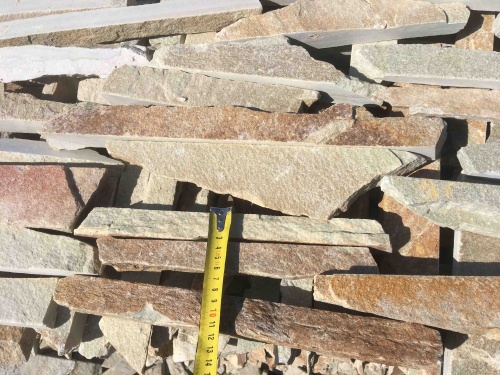 Горбушка златолит золотистый для облицовки купить в Амурской области