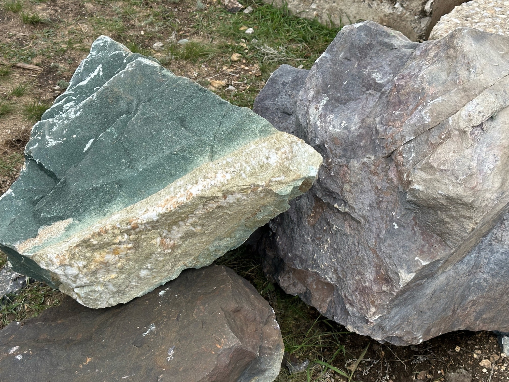 Камни для ландшафтного дизайна зелёные 10-60 килограмм купить в Амурской области