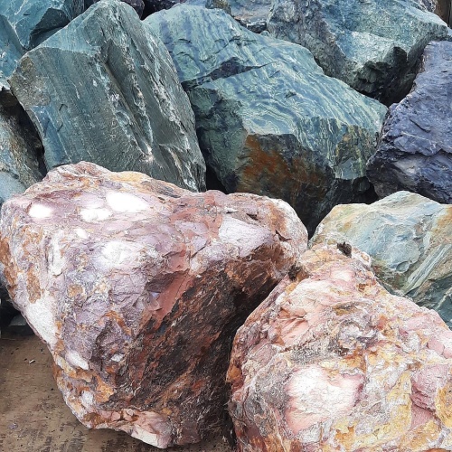 Ландшафтные глыбы красно-фиолетовые 200-1000 килограмм купить в Амурской области