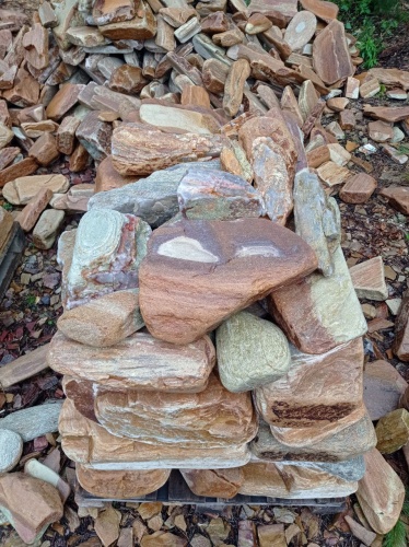 Златолит жёлтый, жёлто-зелёный глыбки и валуны для ланшафтного дизайна купить в Амурской области