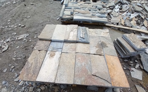 Плитка пилёная златолит Уральский для цоколя, отмостки купить в Амурской области