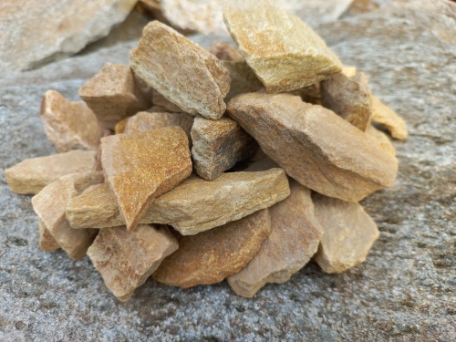 Златолит жёлтый декоративная каменная крошка купить в Амурской области