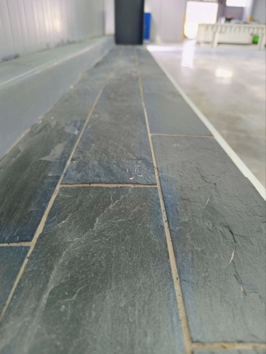 Плитка чёрная из натурального камня фасадная 30 см * 5 см, толщина 7 мм -30 мм купить в Амурской области